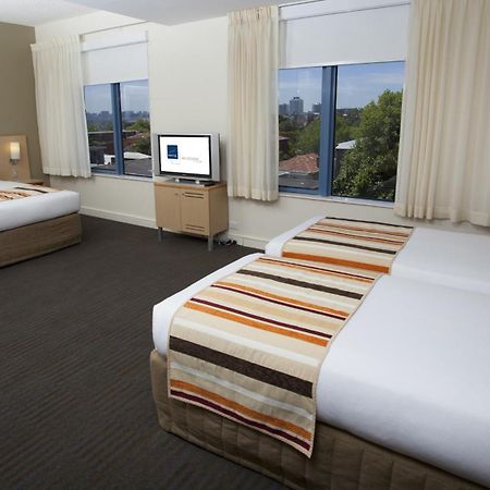 Novotel Melbourne St Kilda Екстериор снимка